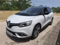Usado Renault Grand Scénic IV Edition One 130 CV (95 kW) 2017 Blanco Monovolumen