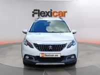 Usado Peugeot 2008 Active 100 CV (73 kW) 2019 Blanco SUV