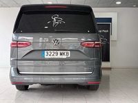 Usado VW Multivan Style 217 CV (159 kW) 2023 Gris Monovolumen