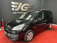 Usado Citroën Berlingo Feel 120 CV (88 kW) 2016 Negro Monovolumen