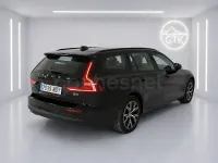 Usado Volvo V60 197 CV (144 kW) 2023 Negro Familiar