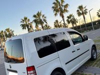Usado VW Caddy 102 CV (75 kW) 2011 Blanco Monovolumen