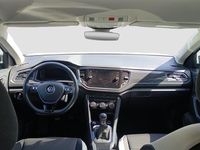 Usado VW T-Roc Sportline 150 CV (110 kW) 2018 Gris SUV