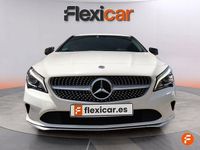 Usado Mercedes CLA220 Shooting Brake 177 CV (130 kW) 2017 Blanco Familiar