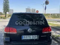 Usado VW Touareg 225 CV (165 kW) 2005 Negro SUV
