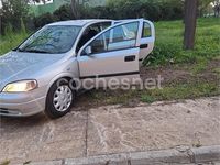 Usado Opel Astra 110 CV (80 kW) 2021 Gris / plata Berlina