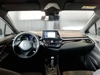 Usado Toyota C-HR Active 122 CV (89 kW) 2020 Gris SUV