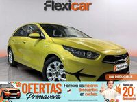 Usado Kia Ceed 100 CV (73 kW) 2023 Verde Utilitario