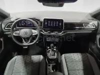 Usado VW T-Roc R-line 150 CV (110 kW) 2026 Gris / plata SUV