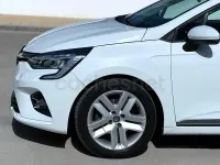 Usado Renault Clio V Zen 85 CV (62 kW) 2020 Blanco Berlina