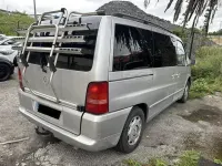 Usado Mercedes V220 122 CV (89 kW) 2000 Gris Monovolumen