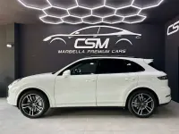 Usado Porsche Cayenne 549 CV (403 kW) 2018 Blanco SUV
