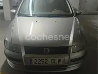 Usado Fiat Stilo 115 CV (84 kW) 2003 Gris / plata Berlina