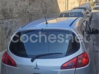Usado Mitsubishi Colt Inform 75 CV (55 kW) 2007 Gris / plata Berlina
