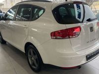 Usado Seat Altea XL I-Tech 105 CV (77 kW) 2015 Blanco Monovolumen