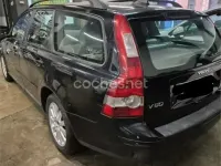 Usado Volvo V50 Kinetic 136 CV (100 kW) 2010 Negro Familiar