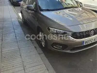 Usado Fiat Tipo Easy 95 CV (69 kW) 2018 Beige Berlina
