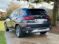 Usado BMW X5 Comfort Edition 286 CV (210 kW) 2021 Gris / plata SUV