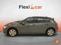 Usado VW Golf VIII Life 131 CV (96 kW) 2021 Gris Berlina