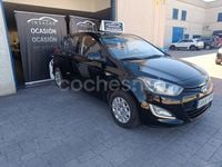 Usado Hyundai i20 85 CV (62 kW) 2013 Negro Berlina