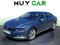 Usado VW Passat Sportline 150 CV (110 kW) 2017 Azul Berlina