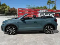 Usado VW T-Roc Cabriolet R-line 150 CV (110 kW) 2023 Azul Descapotable