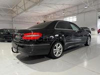 Usado Mercedes E200 Avantgarde 136 CV (100 kW) 2011 Negro Berlina