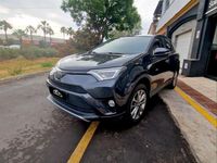 Usado Toyota RAV4 Advance 143 CV (105 kW) 2018 Gris / plata SUV