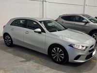 Usado Mercedes A180 116 CV (85 kW) 2019 Gris / plata Berlina