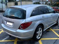 Usado Mercedes R320 224 CV (164 kW) 2006 Gris / plata Monovolumen