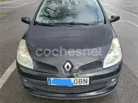Usado Renault Clio II Rip Curl 85 CV (62 kW) 2008 Negro Berlina