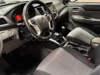 Usado Mitsubishi L200 154 CV (113 kW) 2018 Blanco Pickup/Camioneta