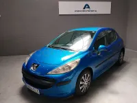 Usado Peugeot 207 90 CV (66 kW) 2007 Negro Berlina