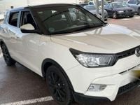 Usado Ssangyong (KGM) Tivoli Limited 116 CV (85 kW) 2017 Blanco SUV
