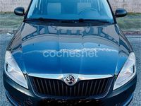 Usado Skoda Fabia Family 86 CV (63 kW) 2014 Gris / plata Berlina