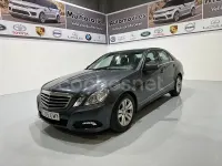 Usado Mercedes E220 Avantgarde 170 CV (125 kW) 2010 Gris / plata Berlina
