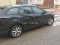 Usado Seat Leon ST Style 125 CV (91 kW) 2018 Negro Familiar