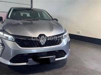 Usado Renault Clio V Techno 143 CV (105 kW) 2024 Gris / plata Berlina