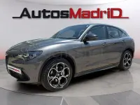 Usado Alfa Romeo Stelvio Veloce 210 CV (154 kW) 2023 Gris / plata SUV