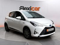 Usado Toyota Yaris Active 111 CV (81 kW) 2019 Blanco Berlina