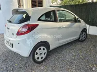 Usado Ford Ka 69 CV (50 kW) 2014 Blanco Berlina