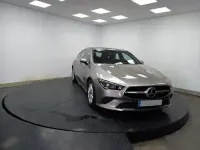 Usado Mercedes CLA200 136 CV (100 kW) 2020 Gris / plata Coupe