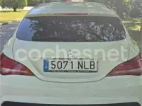 Usado Mercedes CLA200 Shooting Brake AMG line 136 CV (100 kW) 2016 Blanco Familiar