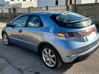 Usado Honda Civic Executive 140 CV (102 kW) 2007 Gris / plata Berlina