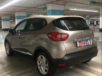 Usado Renault Captur Intens 120 CV (88 kW) 2015 Beige SUV