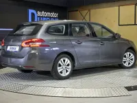 Usado Peugeot 308 SW Allure 131 CV (96 kW) 2018 Gris Familiar