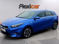 Usado Kia Ceed 100 CV (73 kW) 2024 Azul Utilitario