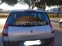 Usado Renault Scénic II Dynamique 130 CV (95 kW) 2006 Gris / plata Monovolumen