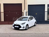 Usado Toyota Yaris Hybrid Business Edition 116 CV (85 kW) 2021 Blanco Berlina