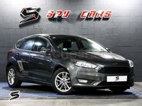 Usado Ford Focus Trend 125 CV (91 kW) 2016 Gris / plata Berlina